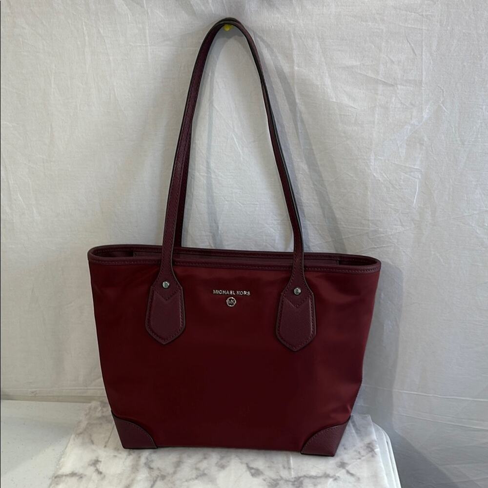NWOT Michael Kors Eva in Merlot Color Nylon with Leather Trim Tote Bag